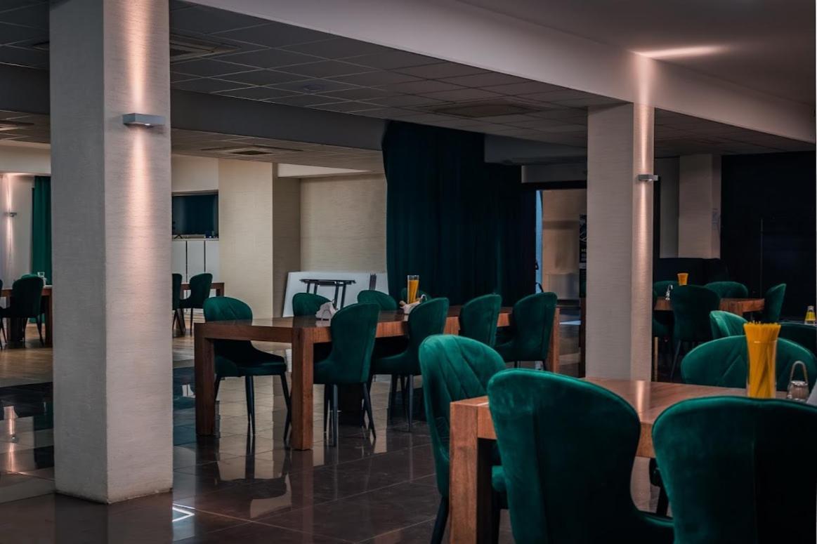 Hotel Swit Krakow Luaran gambar